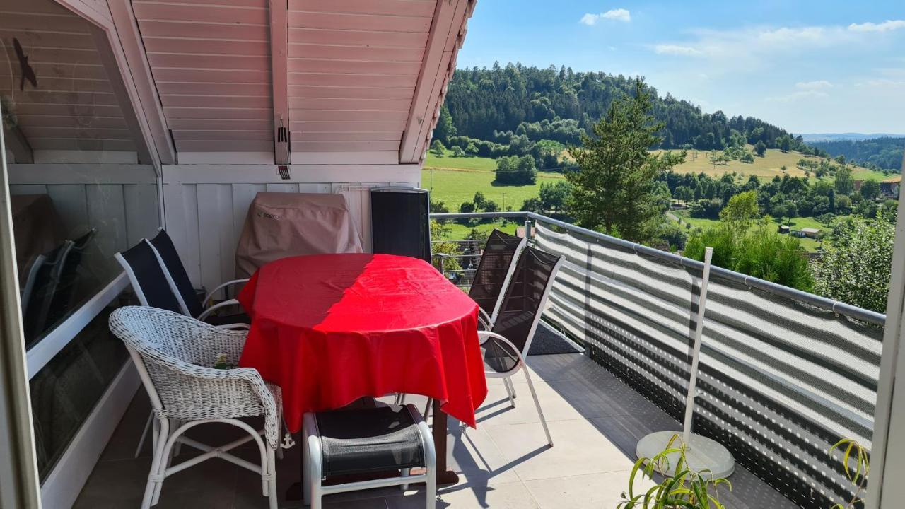'Tor Zum Schwarzwald' Ferienwohnungen Mit Sauna Wildberg  Exterior foto